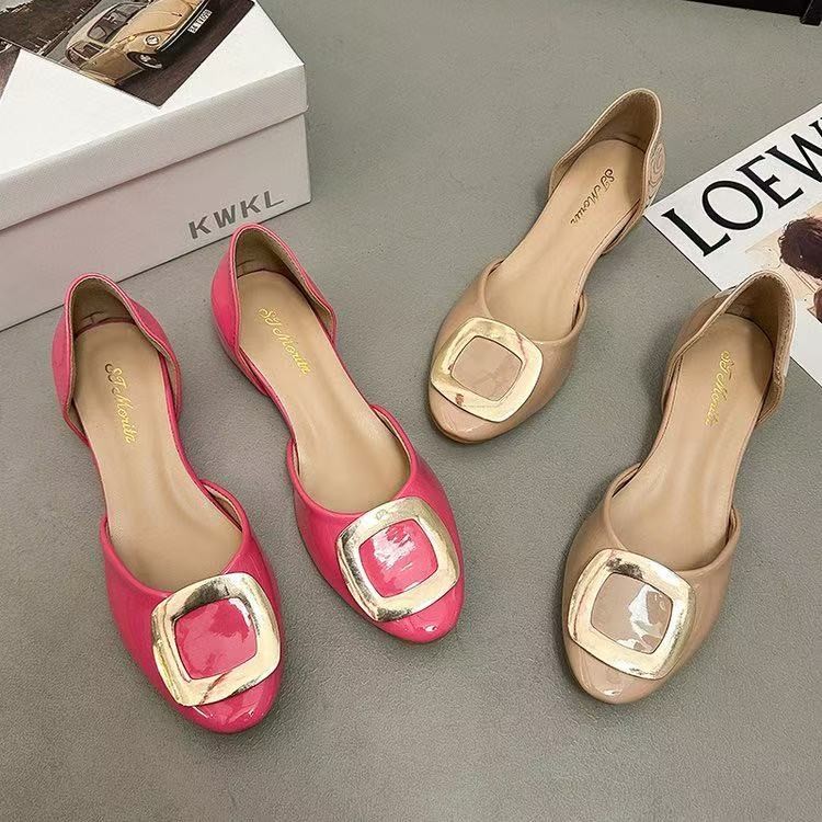 Pointed Toe Flat - Modische flache Damenschuhe mit quadratischer Schnalle