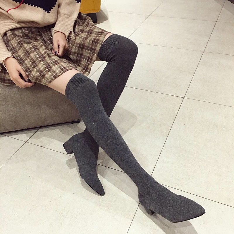 Schwarze Niedrigabsatz-Schuhe  – Sock Boot Women Bewertung und Preis