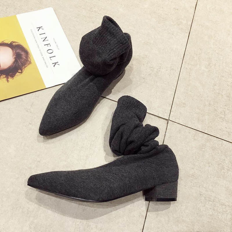 Schwarze Niedrigabsatz-Schuhe  – Sock Boot Women Bewertung und Preis