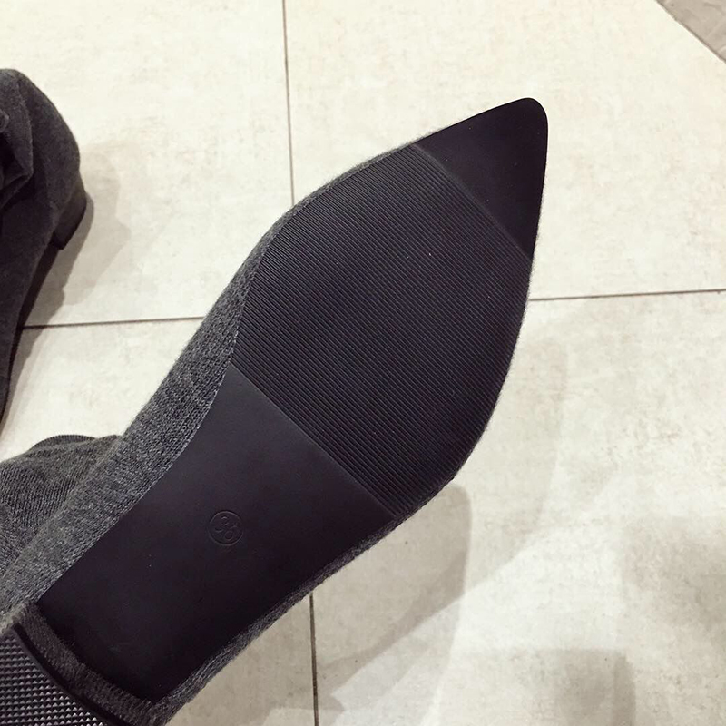 Schwarze Niedrigabsatz-Schuhe  – Sock Boot Women Bewertung und Preis
